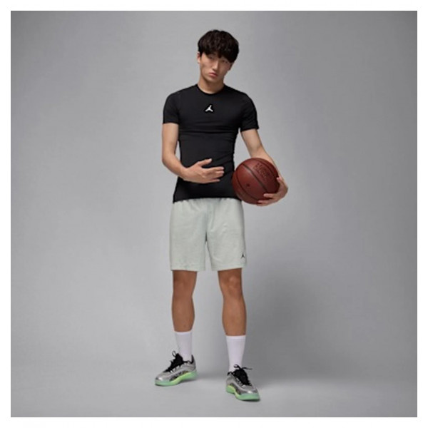 Футболка чоловіча Jordan Dri-Fit Short-Sleeve Base Layer Top Black (HV4099-010)