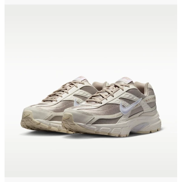 Кросівки жіночі Nike Initiator Beige 394053-105 38