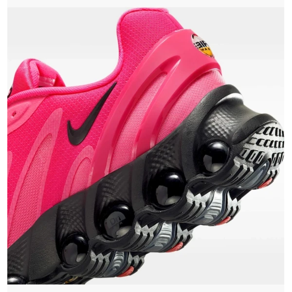 Кросівки чоловічі Nike Air Max Dn8 Pink FQ7860-600 43