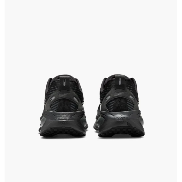 Кросівки чоловічі Nike Vomero 18 Black HM6803-005 45.5