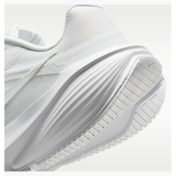 Кросівки жіночі Nike Downshifter 14 White IB1899-102 40.5