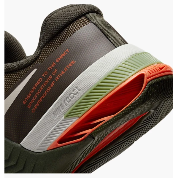 Кросівки чоловічі Nike Metcon 8 Olive DO9328-301 44