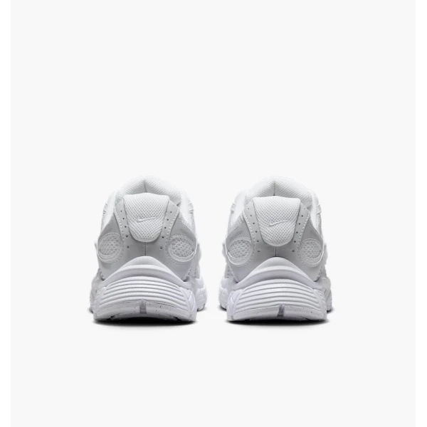 Кросівки жіночі Nike V5 Rnr WomenS Shoes White HQ7901-101 36