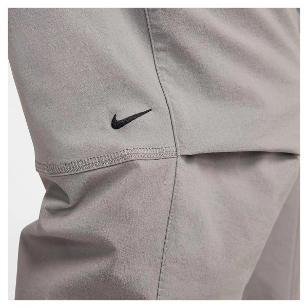 Штани чоловічі Nike Tech Woven Grey (HM8241-014) Штани чоловічі Nike Tech Woven Grey (HM8241-014)