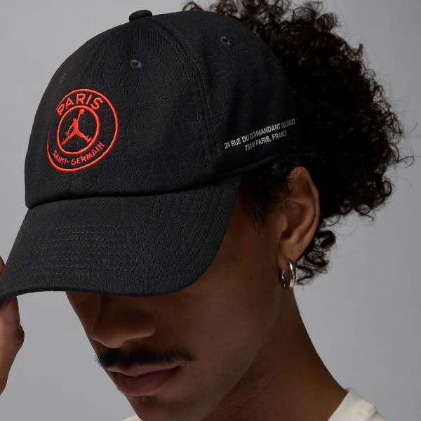 Бейсболка чоловіча  PSG Club Jordan Football Structured Cap HJ0830-045