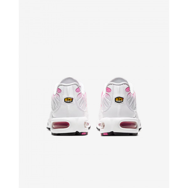 Кросівки жіночі Nike WMNS AIR MAX PLUS CZ7931-100 Кросівки жіночі Nike WMNS AIR MAX PLUS CZ7931-100