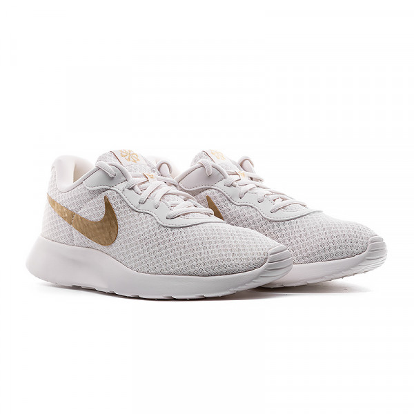 Кросівки жіночі  Nike TANJUN FLYEASE DV7786-006