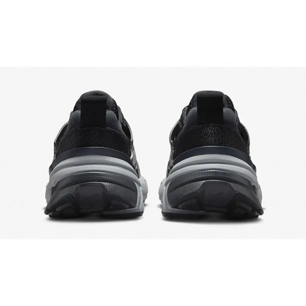Кросівки жіночі Nike V2K Run Black/Metallic