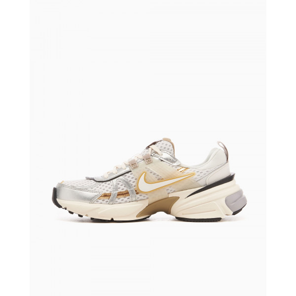 Кросівки жіночі Nike V2k Run (HJ7245-100)