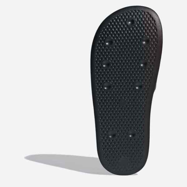 Шльопанці жіночі Adidas ADILETTE LITE GZ6196