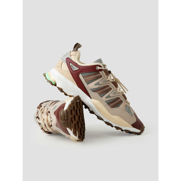 Кросівки жіночі Adidas Hyperturf Adventure (HQ6605)
