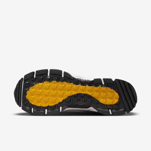 Кросівки чоловічі Nike Zoom Vomero Roam (FV2295-400)
