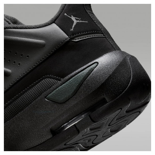 Кросівки чоловічі Jordan Max Aura 7 (HQ2091-001)