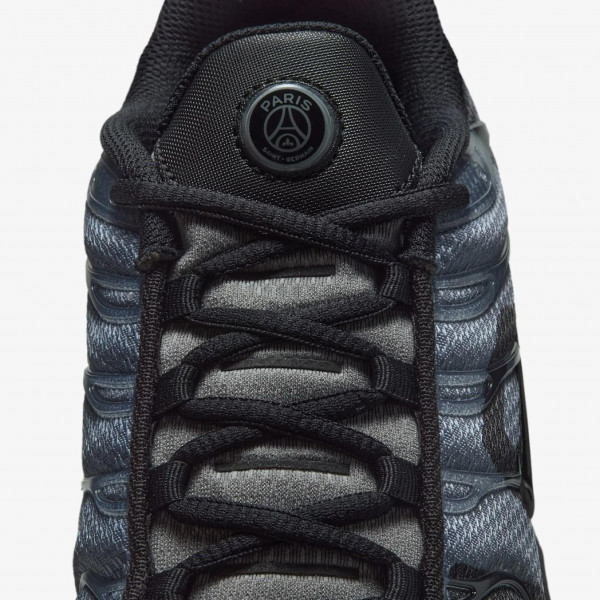 Кросівки чоловічі Nike Air Max Plus Prm (IB2253-001)