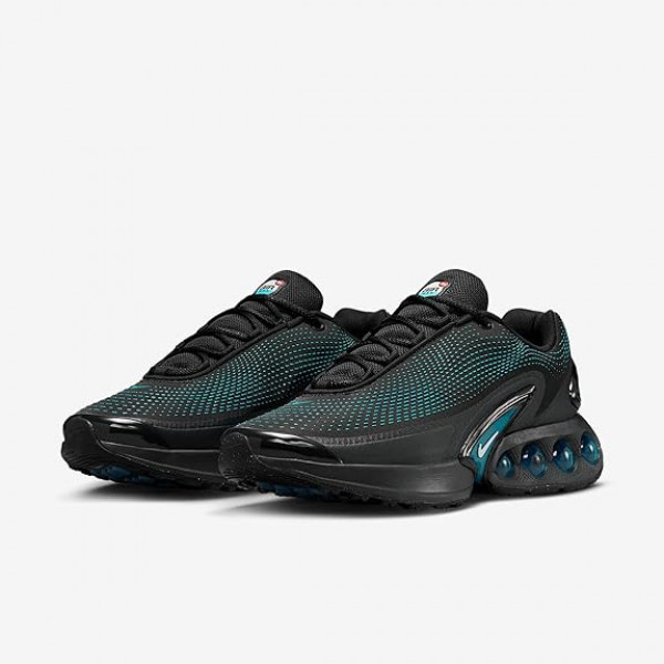 Кросівки чоловічі Nike Air Max Dn Essential (HV5235-001)