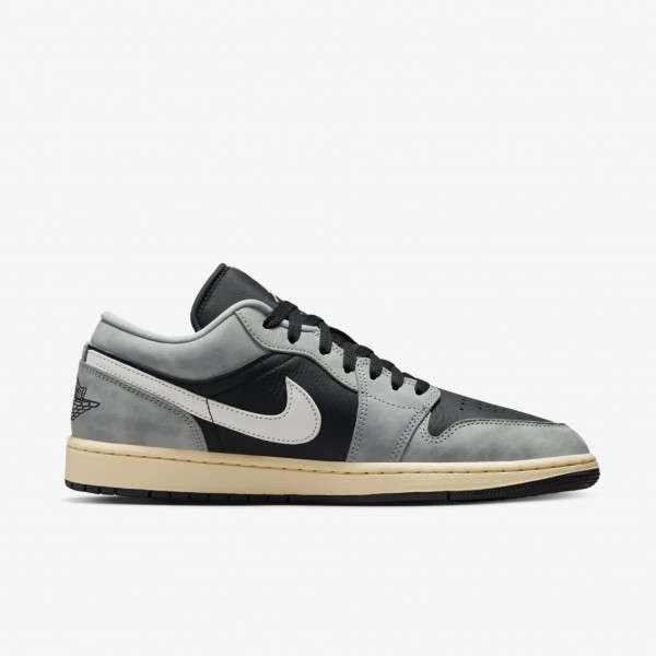 Кросівки чоловічі Jordan 1 Low Se (HQ2010-012)