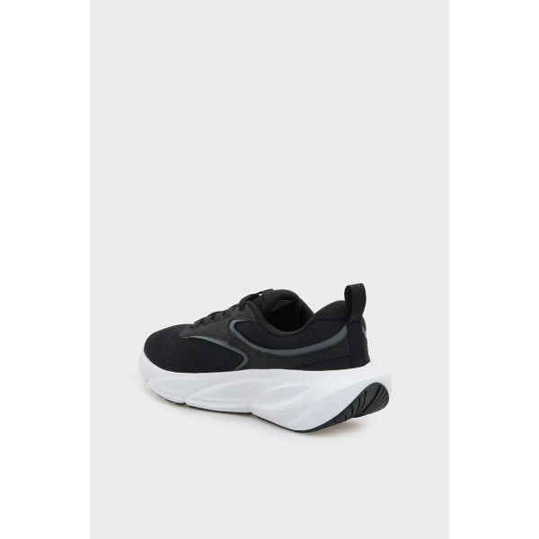 Кросівки чоловічі Under Armour Surge 5-Blk (6010459-001)