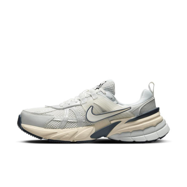 Кросівки для бігу жіночі Nike V2k Run (FD0736-004)