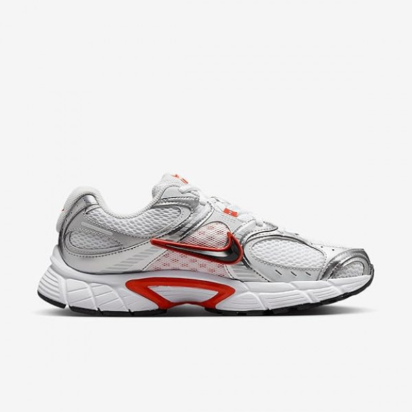 Кросівки жіночі Nike V5 Rnr (HQ7901-100)