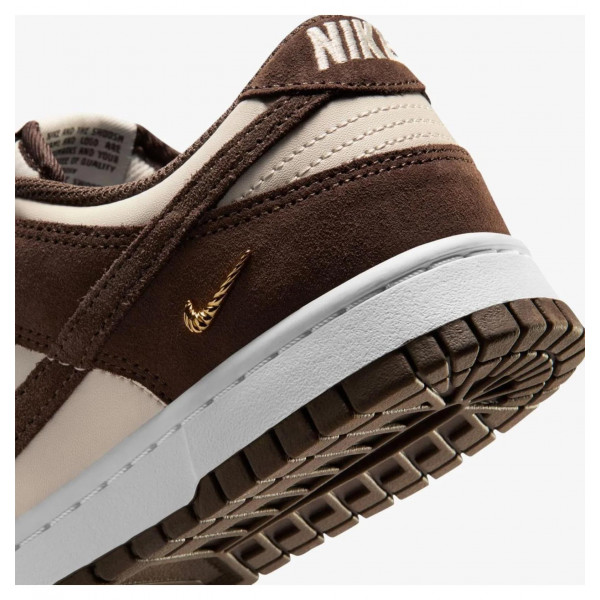 Кросівки жіночі Nike Dunk Low Orewood Mini Swoosh Brown/White (IO4244-102)