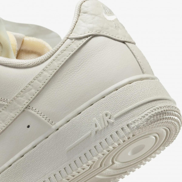 Кросівки жіночі Nike Air Force 1 Lo Prm (DN5463-001)