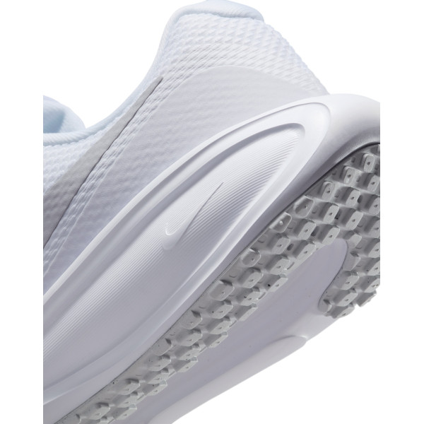 Кросівки жіночі Nike W Revolution 8 (HJ8485-101)