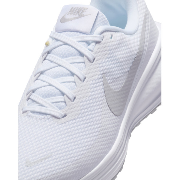 Кросівки жіночі Nike W Revolution 8 (HJ8485-101)