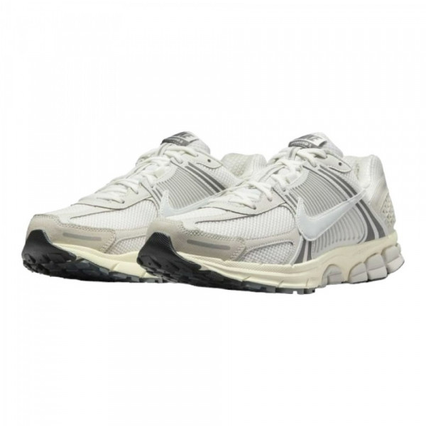 Кросівки Nike ZOOM VOMERO 5