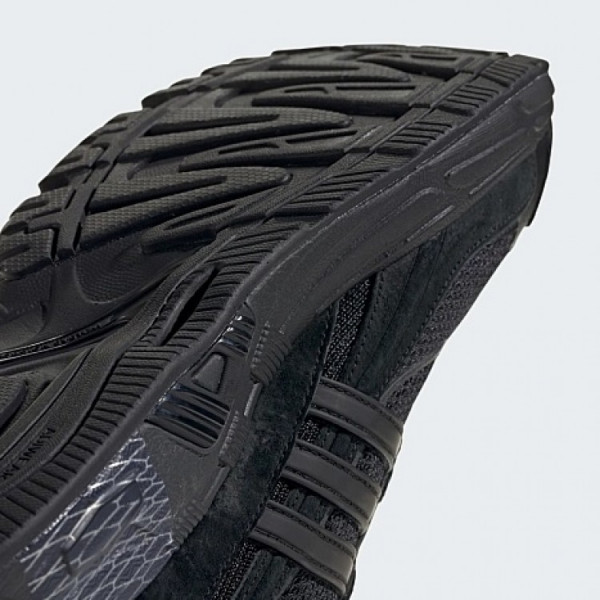 Кросівки чоловічі Adidas Response Cl (ID8307)