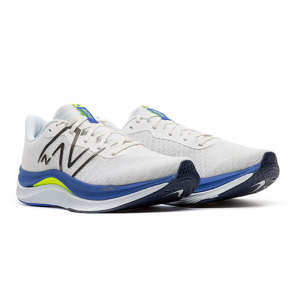 Кросівки чоловічі New Balance FuelCell Propel v4 MFCPRCW4