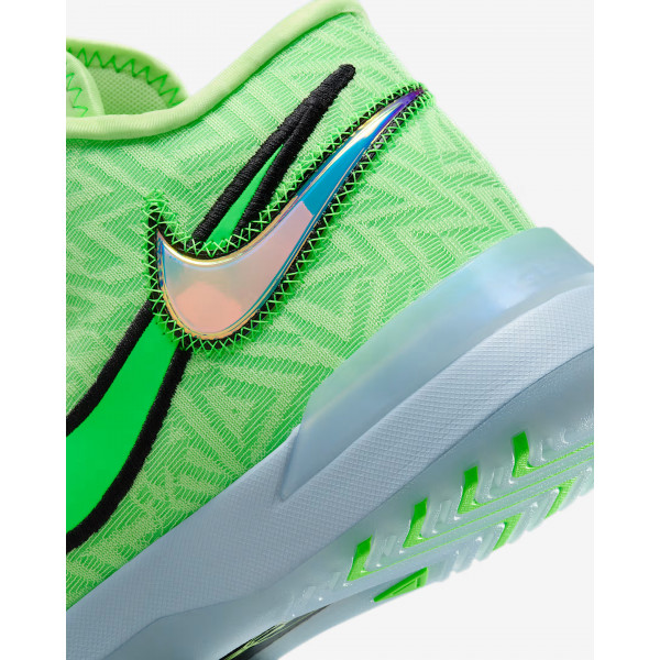 Кросівки чоловічі Nike LBJ NXXT GENISUS HF0712-700