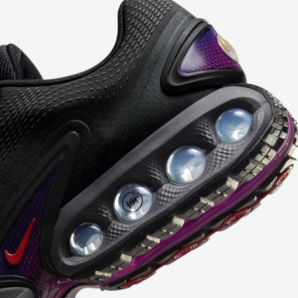Кросівки чоловічі Nike AIR MAX DN DV3337-001