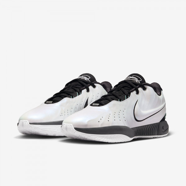 Кросівки Nike LEBRON XXI
