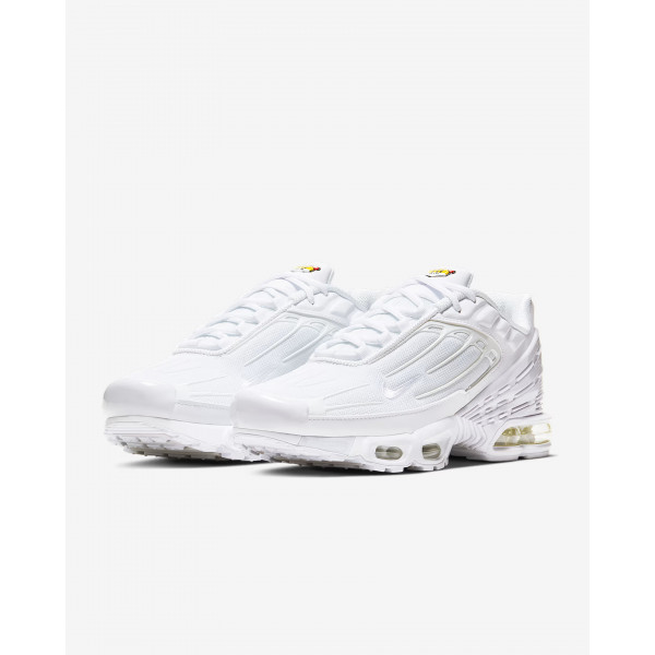 Кросівки чоловічі Nike AIR MAX PLUS III CW1417-100