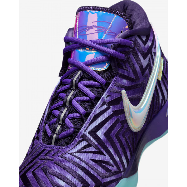 Кросівки чоловічі Nike LBJ NXXT GENISUS QS IB1272-501