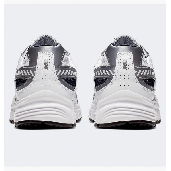 Кросівки Nike INITIATOR