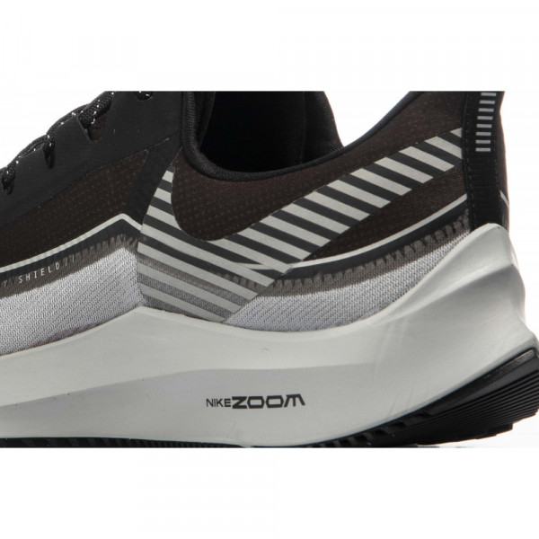 Кросівки  чоловічі бігові Nike Air Zoom Winflo 6 BQ3190-001