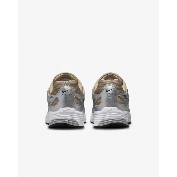 Кросівки чоловічі Nike P-6000 HQ3030-200