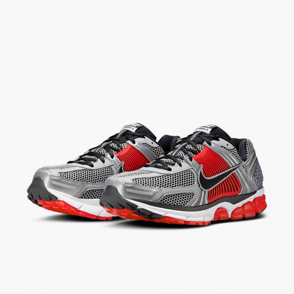 Кросівки чоловічі Nike Zoom Vomero 5 FJ4151-005
