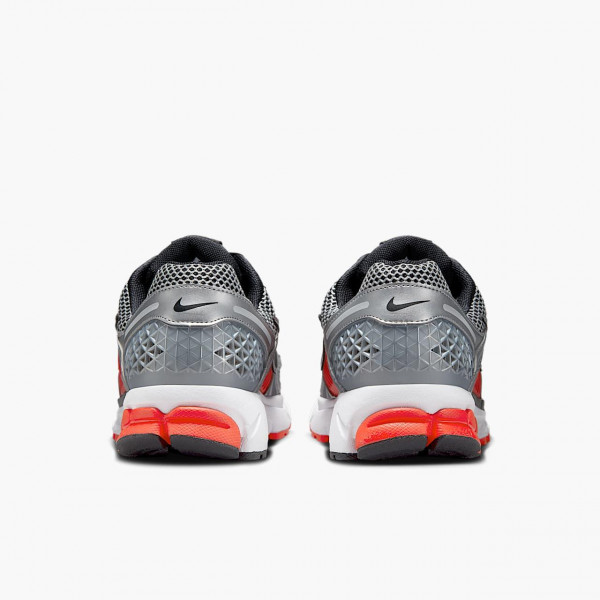 Кросівки чоловічі Nike Zoom Vomero 5 FJ4151-005