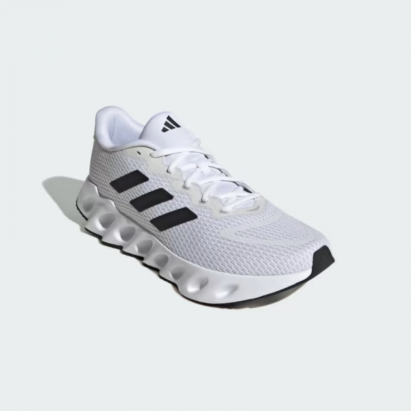 Кросівки чоловічі ADIDAS SWITCH RUN M IF5719 Білий