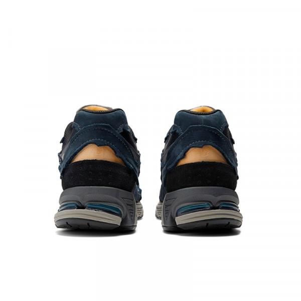 Кросівки чоловічі New Balance 2002R Protection Pack M2002RDO