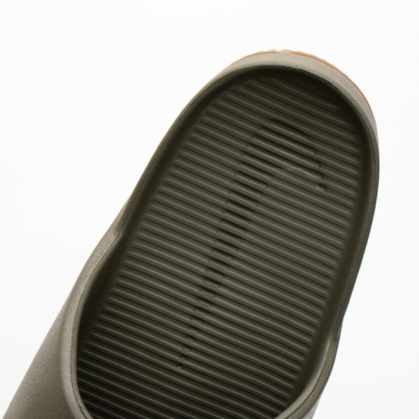 Шльопанці Nike Calm Slide