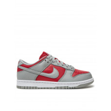 Кросівки жіночі Nike Dunk Low Grey/Red FQ6965-600