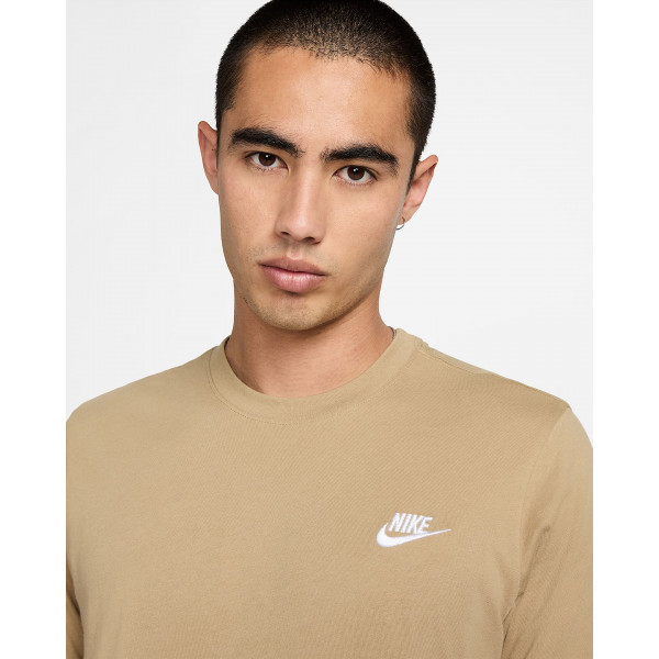 Футболка чоловіча Nike M NSW CLUB TEE AR4997-297