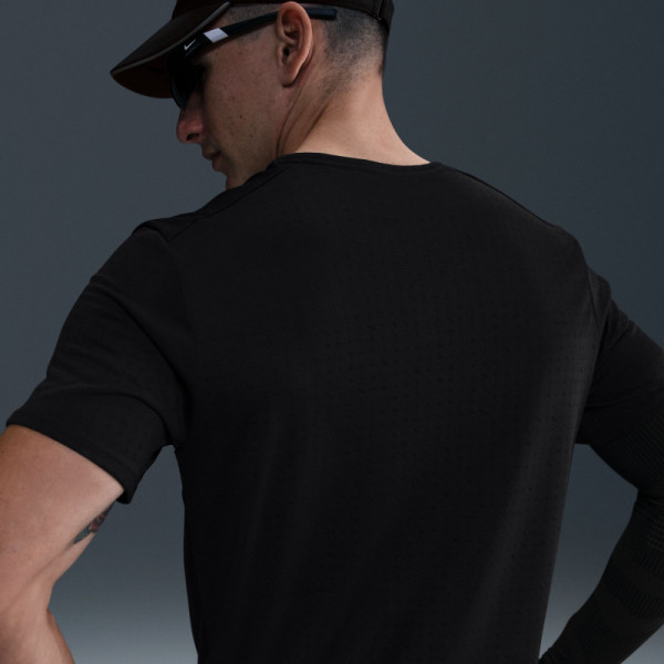 Футболка чоловіча NIKE M NK DF BREATHE MILER SS TOP HJ4181-010