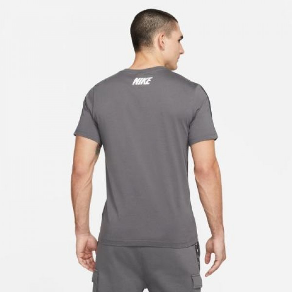Футболка M NSW REPEAT SS TEE DM4685-068 Nike L Темно-сірий