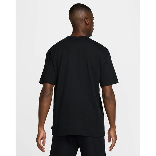 Футболка чоловіча Nike U NSW TEE M90 SNKR PATCH PKT HJ0574-010
