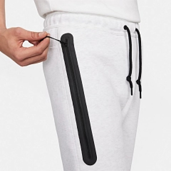 Штани Nike Sportswear Tech Fleece Joggers White