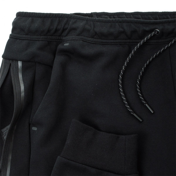 Штани чоловічі Nike M TCH FLC JGGR CU4495-010